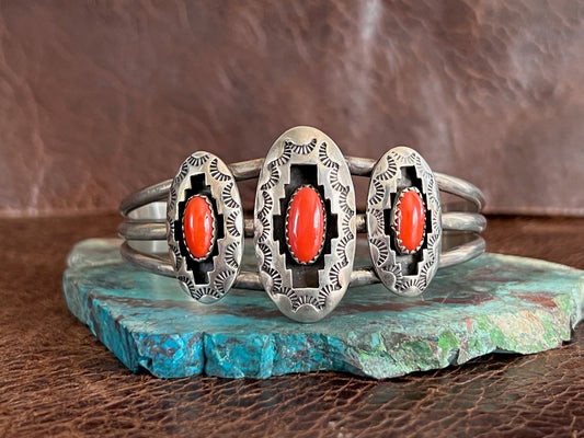Vintage 3  Stone Coral Shadowbox Bracelet