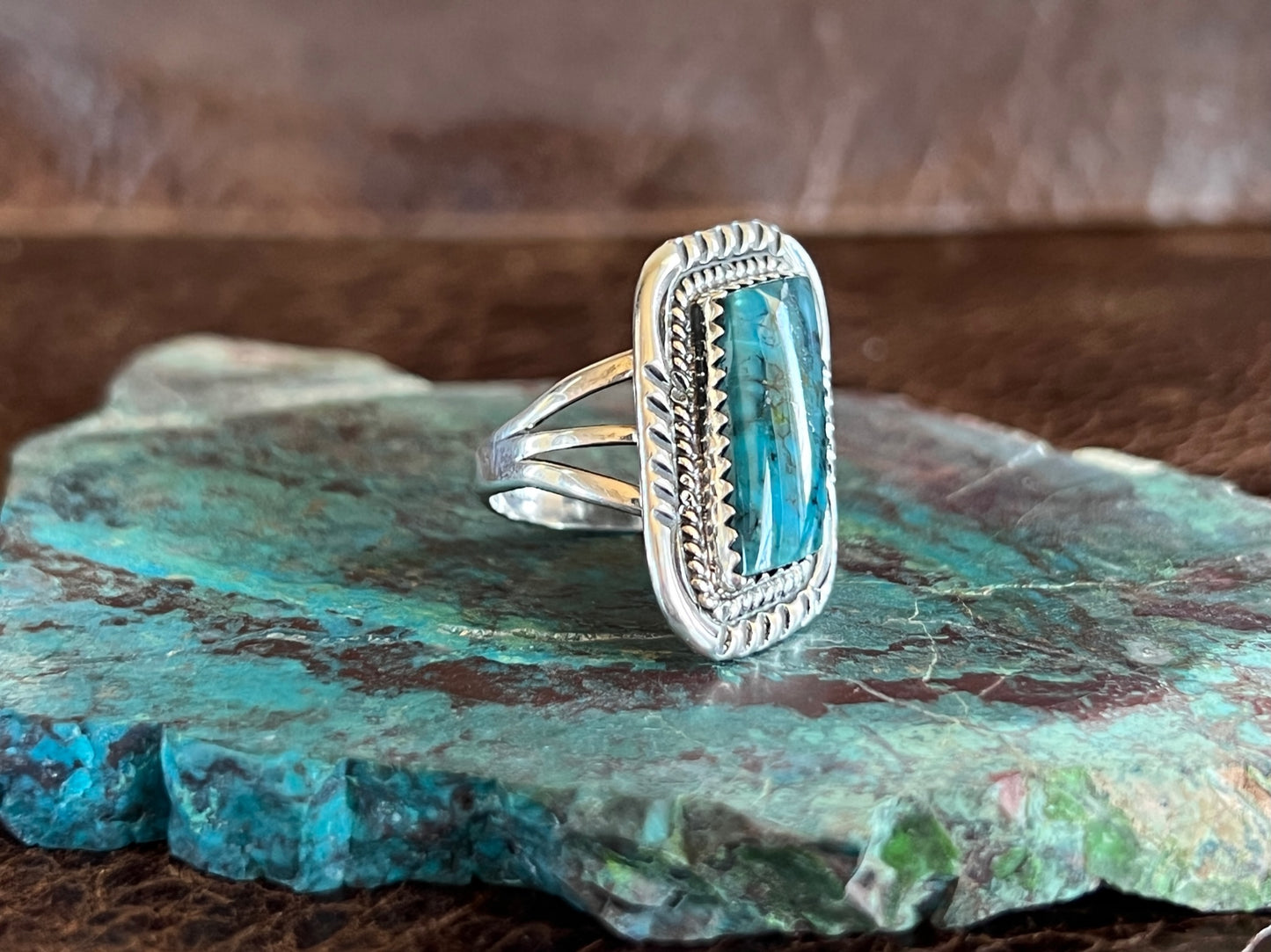 Vintage Beautiful Turquoise Ring