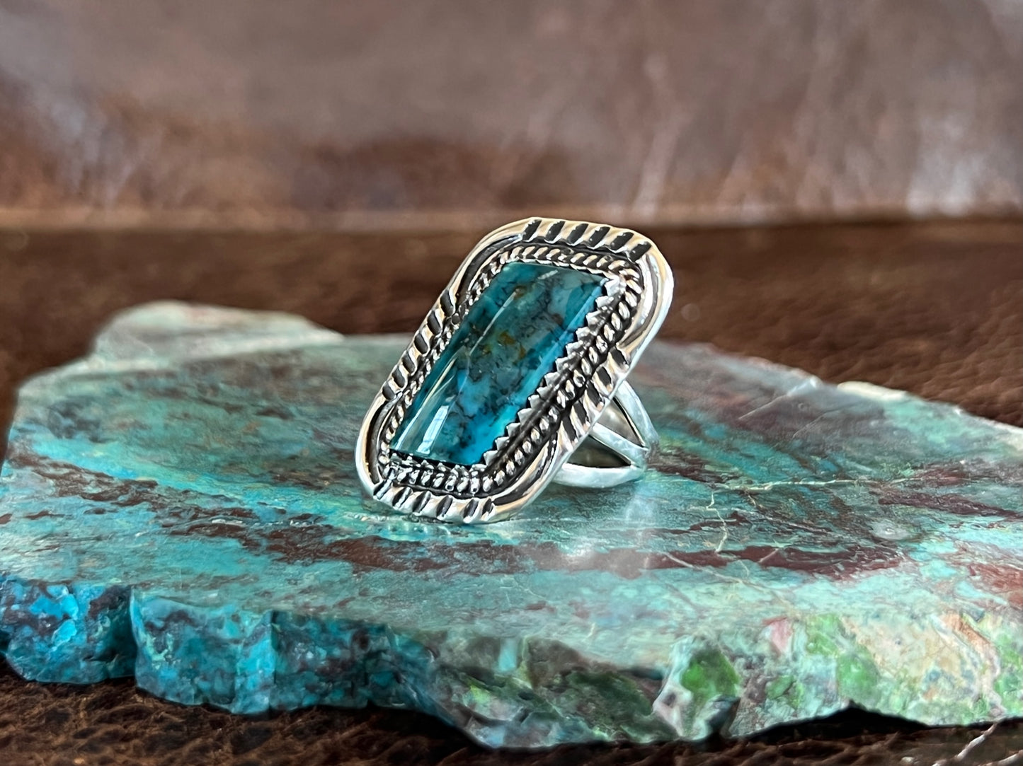Vintage Beautiful Turquoise Ring