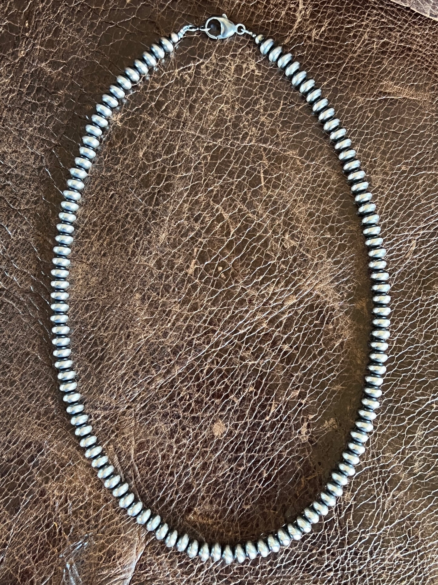 Saucer Style Oxy bead necklace 7mmm